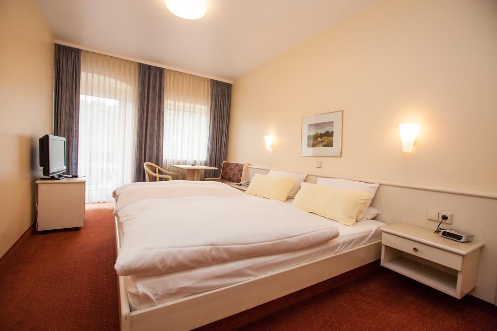 Hotel Garni Guenther Boppard Esterno foto