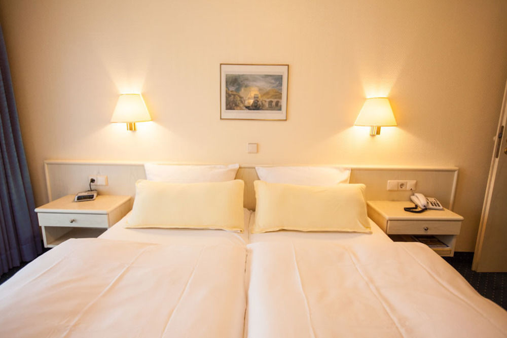 Hotel Garni Guenther Boppard Esterno foto