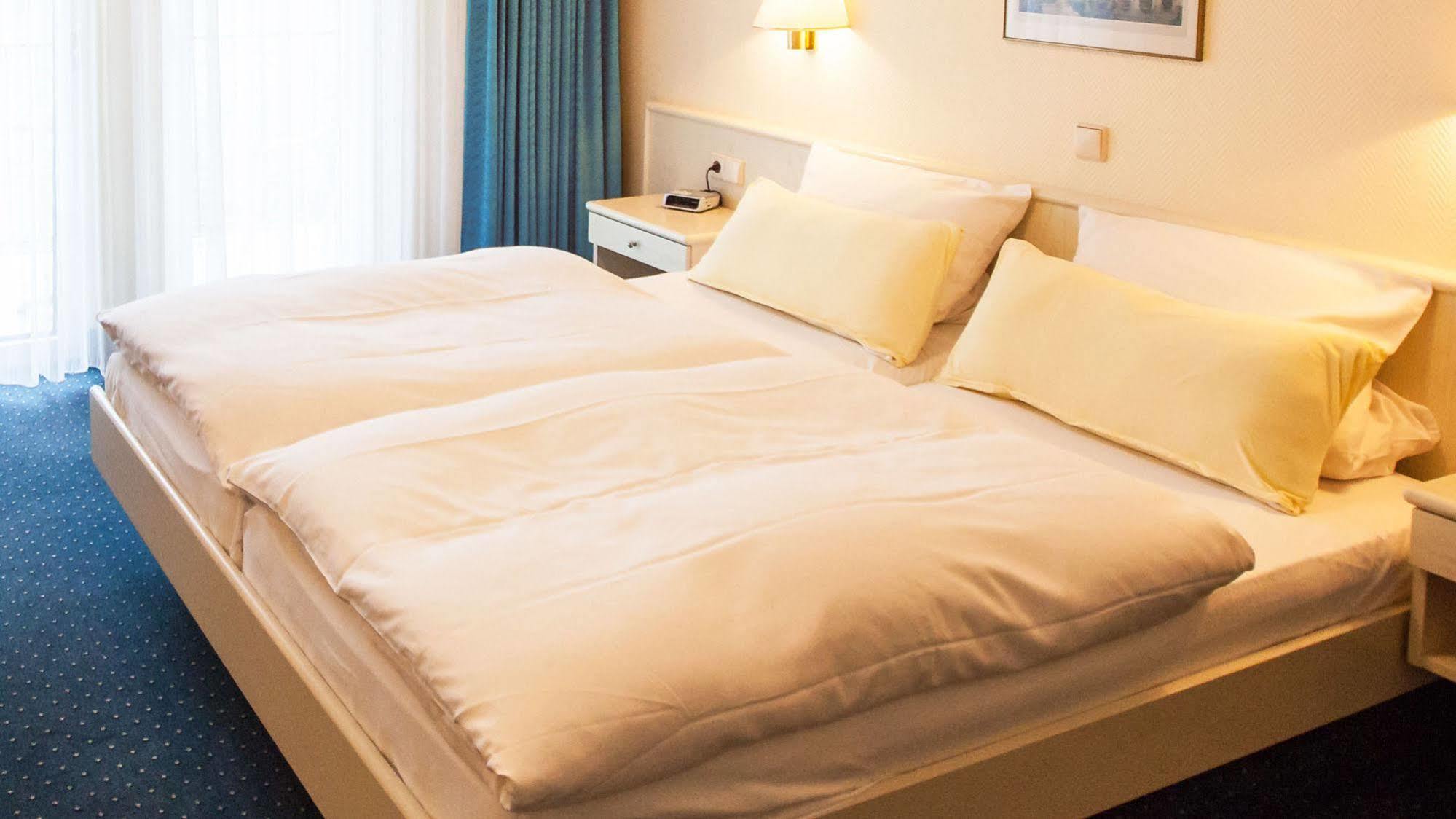 Hotel Garni Guenther Boppard Esterno foto