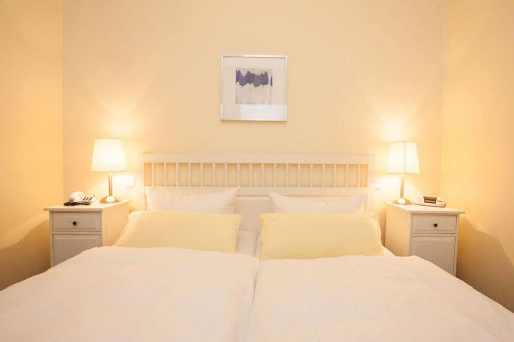 Hotel Garni Guenther Boppard Esterno foto